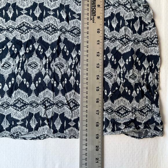 Kenar Women Sleeveless Rayon Summer Blouse size L, Black & Gray - Picture 4 of 7